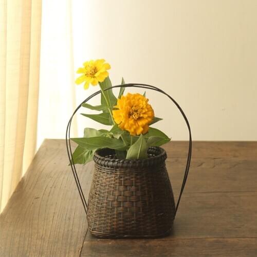 Handmade Hanging Hold Water Bamboo Flower Vase Basket Bonsai Traditional Bamboo Storage Container For Home Hotel Teahouse