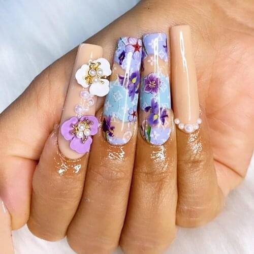 10pcs/lot 11.5*11.5mm Acrylic Nail Retro 3D Flower Decorations Jewelry Alloy Spray Paint Inlaid Pearl Nail Art Accessories J0-K