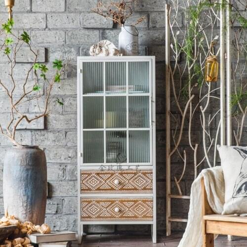 American-Style Vintage Engraving Lobby Entrance Cabinet Wine Cabinet Industrial Style Decoration Storage Glass Display Cabinet