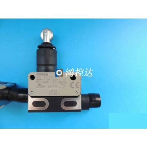 NEW travel switch D4E-1D10N is guaranteed for one year