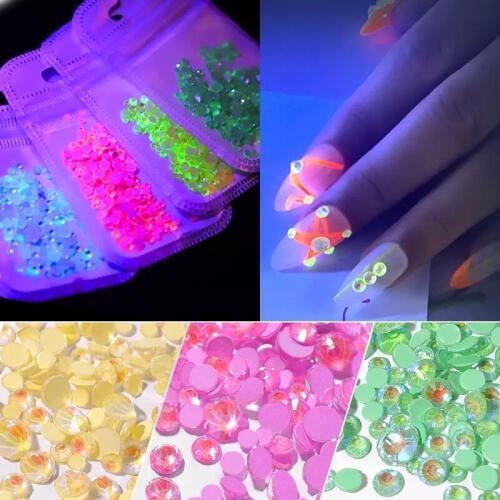 1pack Mixed Size SS6-SS20 Luminous Crystal Nail Art Rhinestone Decorations Glow In The Dark 3D Glitter Diamond Jewelly Ornaments