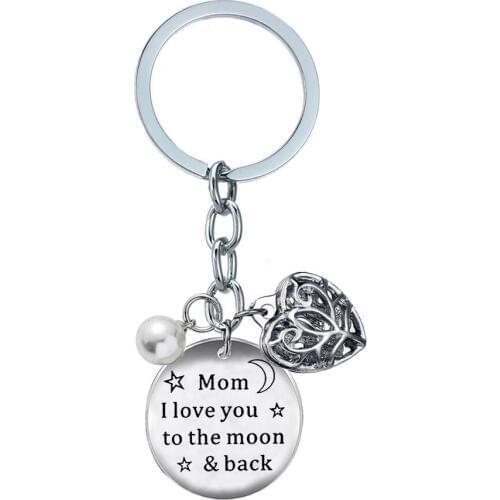 12PC/Lot Mom I Love You To The Moon & Back Hollow Heart Charm Keychain Pearl Pendant Keyring Gifts For Mom Key Chain Mothers Day