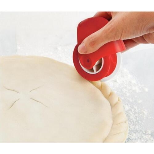 New Spaghetti Noodle Maker Lattice Roller Docker Dough Cutter Tool Kitchen Helper DIY Dough Cutting Tools