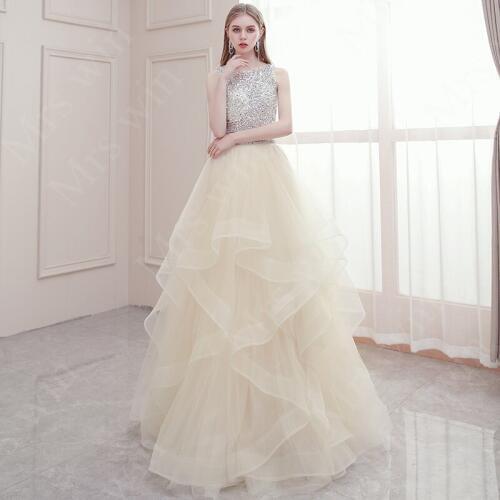 Quinceanera Dresses 2021 Luxury Crystal Crop Top Ball Gown Sexy Backless Quinceanera Dresses Two Pieces Robe De Soiree