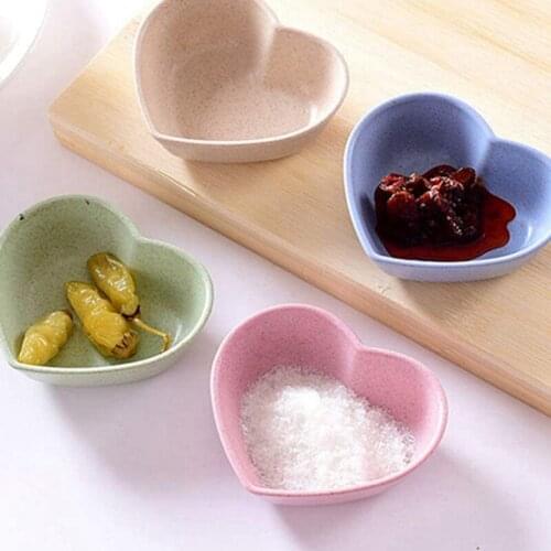 16Pcs Wheat Straw Pickles Leaf Heart Round Soybean Dipping Bowl Condiment Dish Mustard Dish Tomato Sauce Bowl