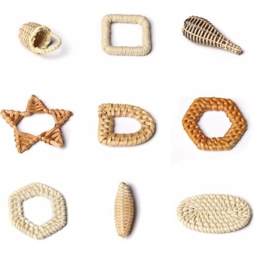 2-5 Piece Hollow Pendant Natural Braid Irregular Geometric Craft Handmade Wood Rattan Bamboo Weave Craft For DIY Making Jewelry