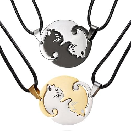Cat Pendant Necklace Trendy Couple Men Women Fashion Lovers Jewelry Black White Kitten Hug Round Couple Stitching Necklace Gift