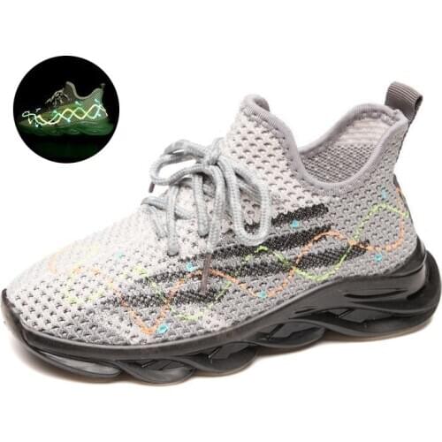 Kids shoes 2020 new Winter boys shoes Soft Breathable flying shoes fashion casual non slip childrens shoes Sport shoes