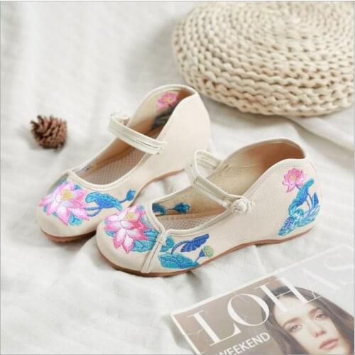 Lotus pond moonlight lotus Pattern embroidery cloth shoes Traditional canvas shoes Temple nunnery womens single nun shoes