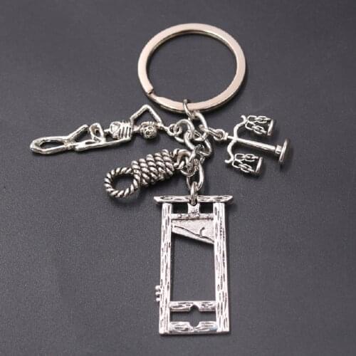 1pcs Retro Medieval Gallows Guillotine Keychain DIY Charm Jewelry Hip-Hop Style Criminal Law Death Penalty Key Ring A781