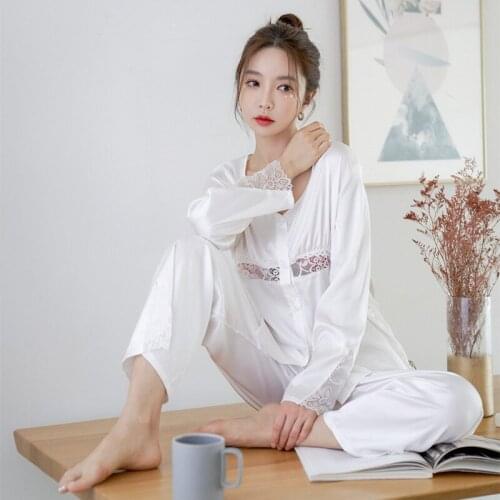 Women Sexy Hollow Out Lace Floral Pajamas Sets Bride Rayon Pyjamas Suit Sexy V-Neck Rayon Sleepwear Lingerie Homewear Nightwear