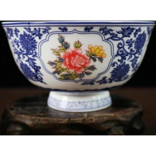 Chinese old Porcelain Blue and white pastel five-flower painting bowl