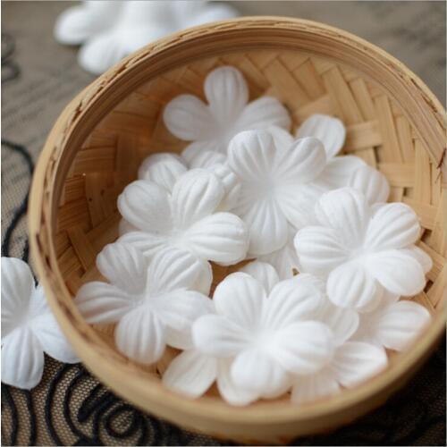 2016 New 100pcs White Lace Flower Fabric Flowers For DIY Wedding Dress Decoration Lace Trim Applique Sew on Garments Flower