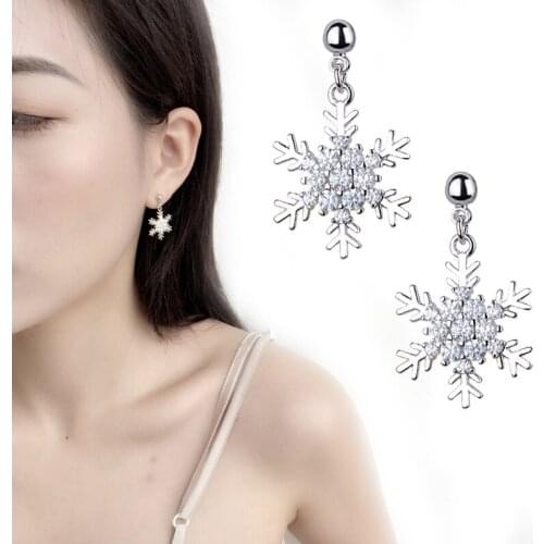 Fashion Cute Zircon Snowflake Dangle Earrings for Women