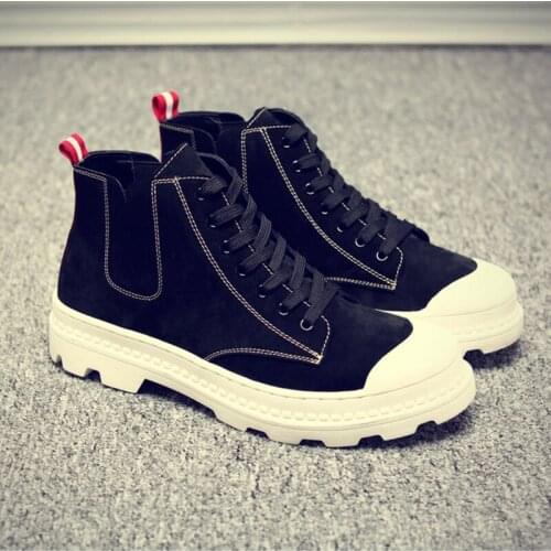 Mens Classic Martin Boots Autumn New Leather High-top Tooling Boots Mens All-match British Martin Shoes Fashion Mens Shoes