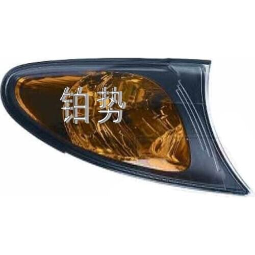 Car Turn signal light right 2004-b mwE46 325i 316i N40 316i N42 316i N45 M47N front corner light R automatic front indicator
