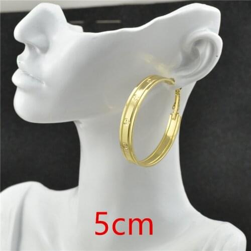 Clip earrings for women Not allergic Painless No need for pierced ears With cushion New personality Large circle ladies earrings