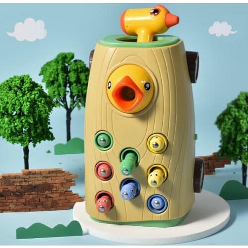 Wooden pillar Magnetic Woodpecker Catch the Worms Toy Catching and Feeding Game Pretend Play Toy