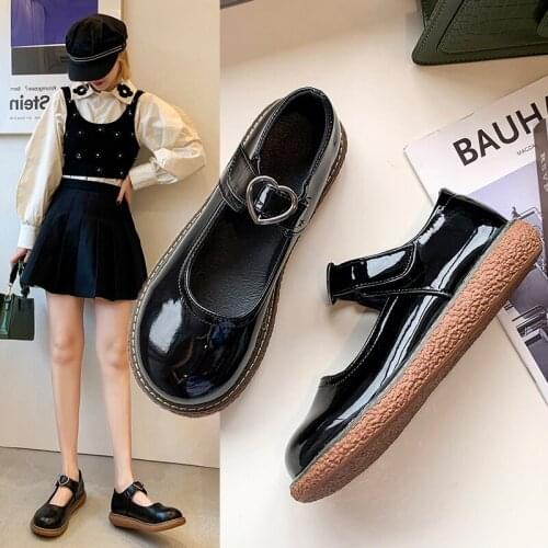 Autumn Women Sneakers Fashion Female PU Leather Shoes Ladies Breathable Cute Heart Flat Comfort Casual Vulcanized Platform Shoes