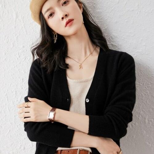 2021 Cardigans for woman summer sweaters knitted jumper High Quality Female knitwear V-neck cool comfortable