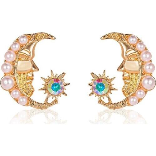 Fashion New Earrings Female Sweet Simple Moon Face Earrings Small Fresh Pearl Sun Earrings Gift