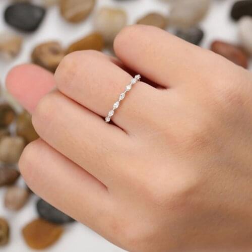 Artistic Design Multi Size female Rings Simple Inlaid Fashion Womens Geometric Womens Engagement Special Moissanite Jewelry