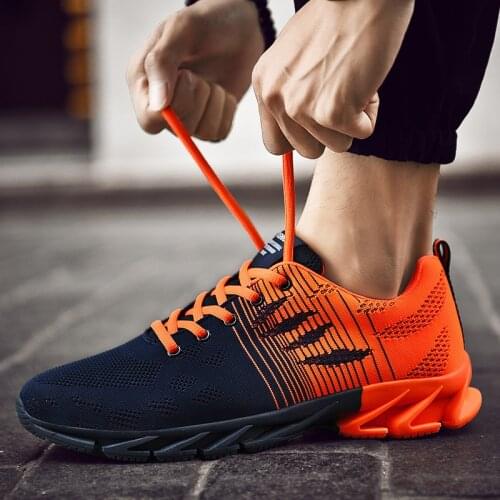 New Breathable Non-Slip Lace-Up Sports Shoes Outdoor Sports Flying Running Shoes Mens Shoes Zapatillas Hombre Deportiva
