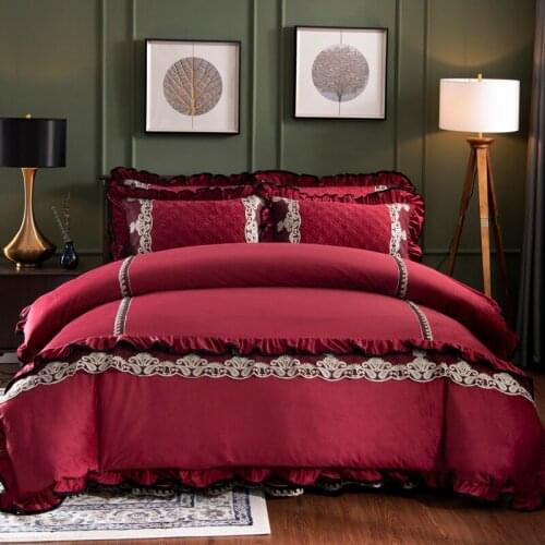 4Pcs New Crystal velvet quilting lace luxury bedding sets queen king size duvet cover set bed skirt set pillowcase bedclothes