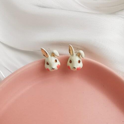 Cute Lovely Beige Rabbit Earrings For Women Simple Sweet Elegant Animal Stud Ear Jewelry Accessories 2021 New Girl Gift