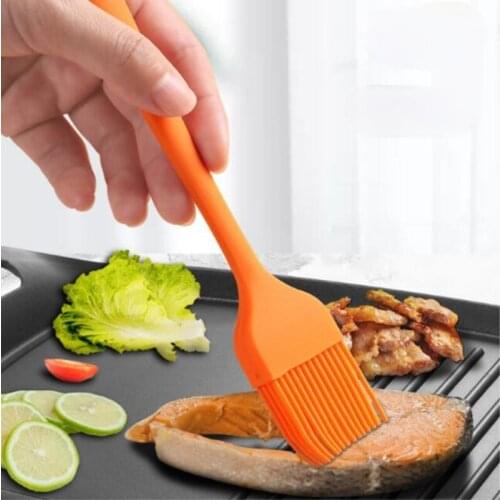 Integrated silicone oil brush outdoor barbecue brush environmental protection silicone baking tool cream brush kitchen gadgets
