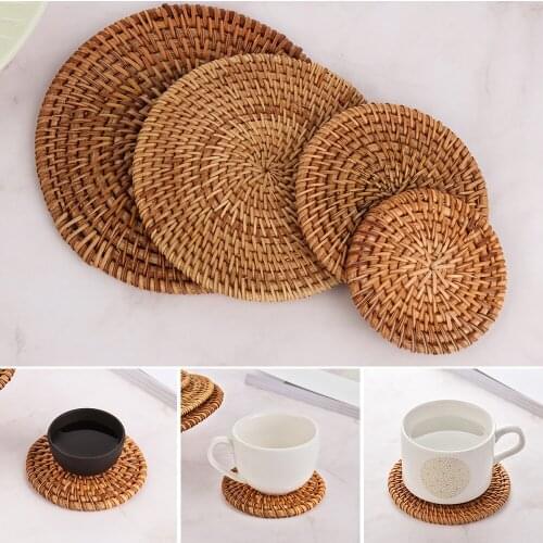 1PC Round Natural Rattan Coasters Bowl Pad Handmade Insulation Placemats Table Padding Cup Mats Kitchen Decoration Accessories