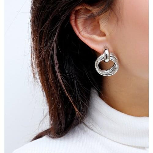 Simple explosion style ladies earrings double twisted ring personality cold wind thread business studs gift серьги женские #40