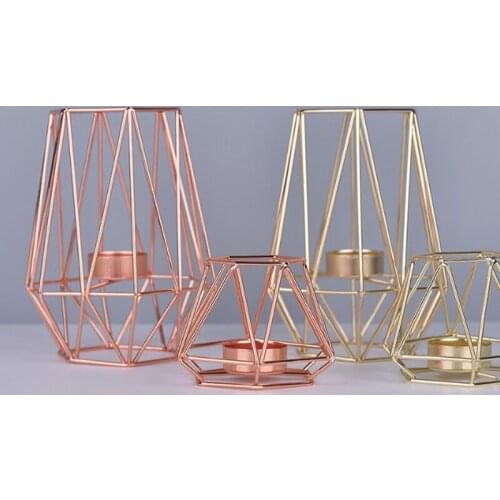 Northern Europe Metal Craft Candle Holder Gold Iron Art Candlestick Rose Gold European Style Romantic Candle Cup Table Ornament