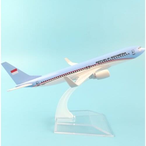 JASON TUTU 16cm REPUBLIK INDONESIA Plane Model Airplane Model Boeing 737 Aircraft Model Diecast Metal Airplanes 1:400 Plane Toy