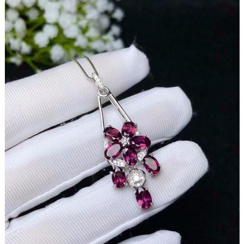 Natural garnet necklace, 925 silver, cheap, flower style, beautiful color, the product of nature