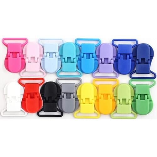200 Pcs SUTOYUEN Plastic Clips For Pacifier Soother/Dummy /Nuk /Bib /Toy Holder / Suspender Clip Tape width: plastic clips 25mm