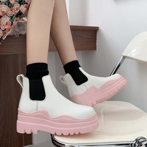 New Design Pink Thick Sole Chelsea Boots Women Genuine Leather Round Toe Ankle Boots Woman Casual Motorcycle Boots Mujer 2022