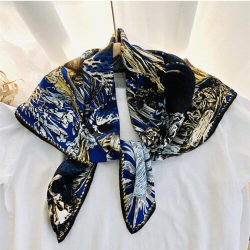 90cm Manual Hand Roll Twill Silk Scarf Women Vintage Leopard Curled Square Scarves Echarpes Foulards Femme Wrap Bandana Hijab