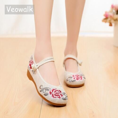 Veowalk Jacquard Embroidered Women Flat Shoes, Retro Style Ladies Comfortable Handmade Shoes Chic Embroidery Ballet Flats