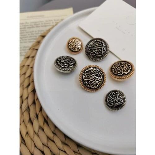 10 pcs,gold color metal button,World famous classic brand buttons, garment accessories DIY materials point oil button
