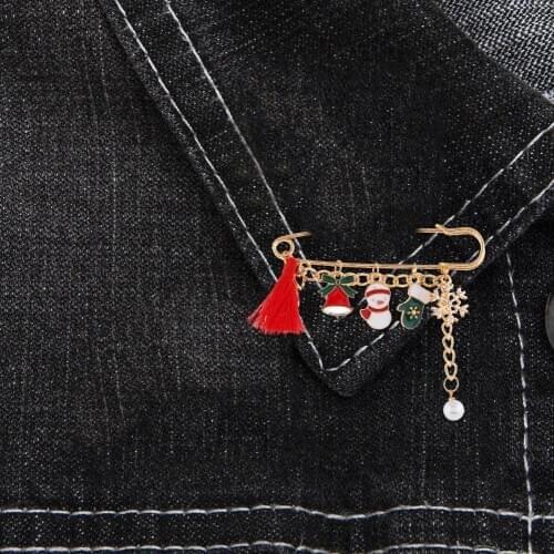 Color Christmas Swing Pin Giraffe Elk Christmas Tree Shoes Snowflake Santa Snowman Christmas Space Pins Christmas Gloves Me T4V1