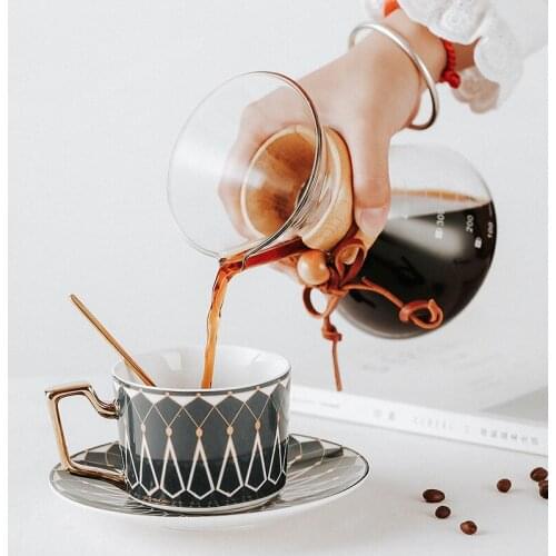 High Temperature Resistant Glass Anti-Scalding Wooden Handle Sharing Cafe Kettle With Stainless Steel Filter Coffee Pot