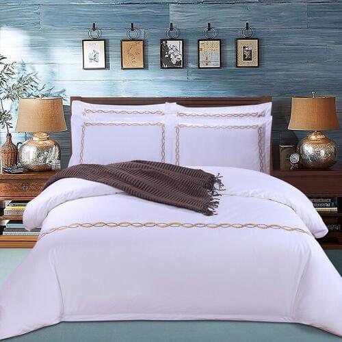 4pcs 100S Egypt Cotton Oriental Embroidery White Color Hotel Bedding sets King Queen Bed set Duvet cover set Bedsheet white gold