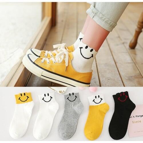 Spring And Aummer Women Cute Smiley Kawaii Cartoon Cotton Socks Breathable Personality Fashion High Quality 5Pairs Lovely Female
