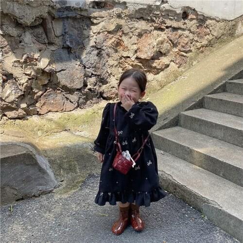 2021 Winter Girl Full Frame Embroidery Bow Tie Lotus Leaf with Velvet Princess Dress Children Long Sleeve Cotton Padded Dresses