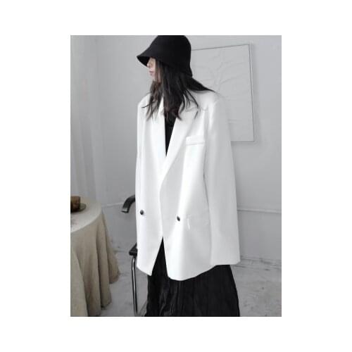 2021 spring and summer new small crowd design dark silhouette retro suit double-breasted Korean version cold wind jacket