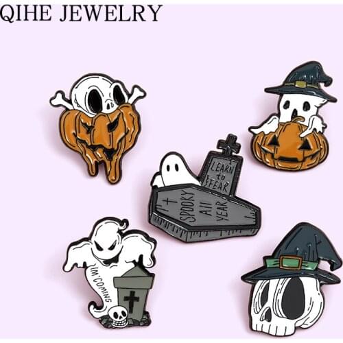 Halloween Collection Holiday Enamel Pins Coffin Skull Ghost Pumpkin Punk Gothic Badges Brooches for Women Men Jewelry Gift