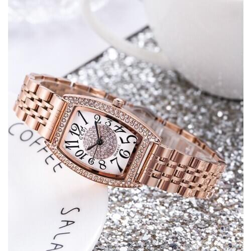 Women Bracelet Watch Rose Gold Fashion Luxury Stainless Steel Wrist Watch Rhinestone Ellipse Creative Ladies Dress Quartz Watch