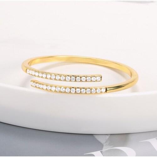 BAUTOBVC Golden Bracelets