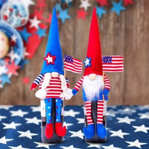 American Patriotic Gnome Wine Bottle Covers Stars Stripes Print Fourth of July Wine Bottle Toppers for Festival Party Decoration